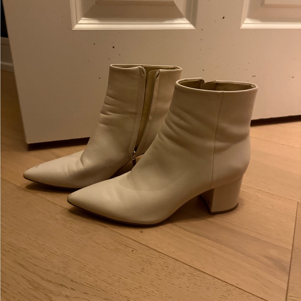 Marc Fisher Cream Ankle Booties chunky heel 70s style pointed toe